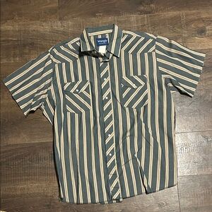 Wrangler Men's Casual Striped Shirt - Green and Cream